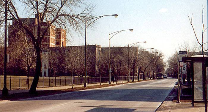 SOUTH SHORE DR - ANOTHER SECTION - LOOKING A GOOD DEAL AS IT DID IN 1950s - c1970s - FROM DEFUNCT SITE CHICAGO'S SOUTH SIDE