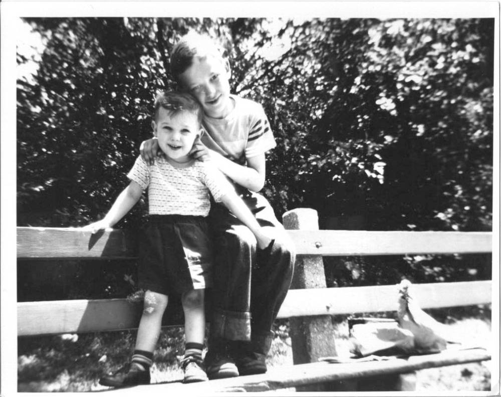 JOHN AND BILL CHUCKMAN IN A PARK IN HYDE PARK - EARLY 1950s