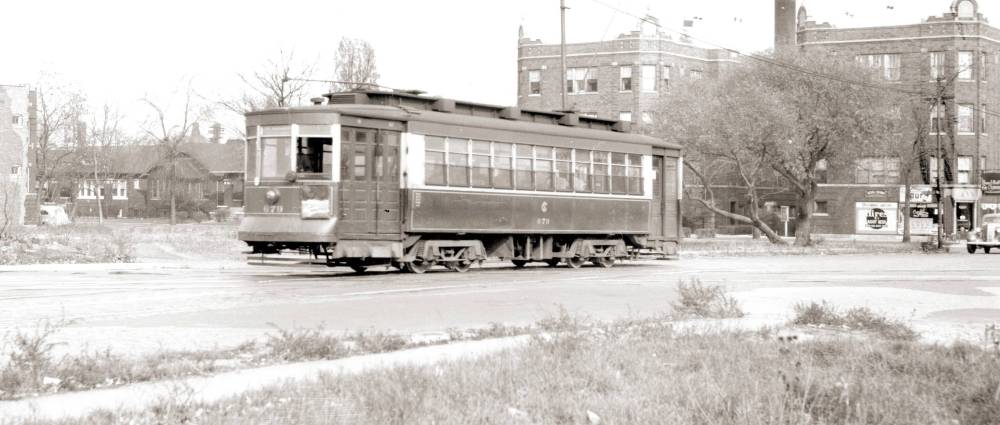 PHOTO - CHICAGO - 75TH AND CONSTANCE - NEAR B AND O RR TRACKS - STREETCAR IS WB - MID 1940s - EDITED FROM AN IMAGE ON TROLLEYDODGER'S SITE